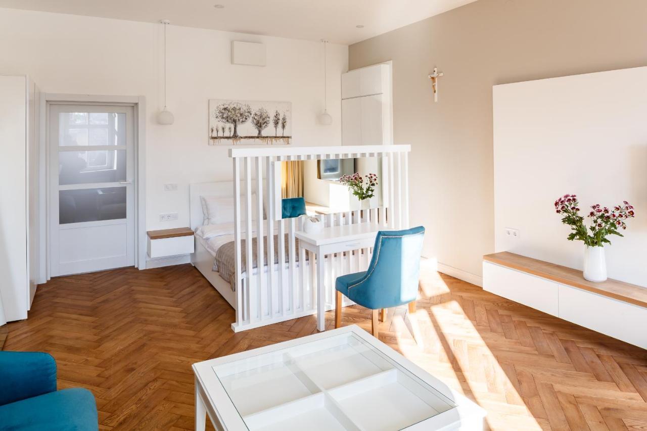 Palace View Apartments - 24 Kopernyka Str. Lviv Eksteriør billede